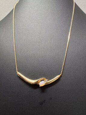 Sarah Coventry Gold Necklace Faux Pink Opal Rhinestone Pendant Elegant Wave Desi